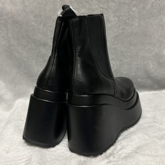 Steve Madden Platform Boots - Burning Man - Picture 5 of 8